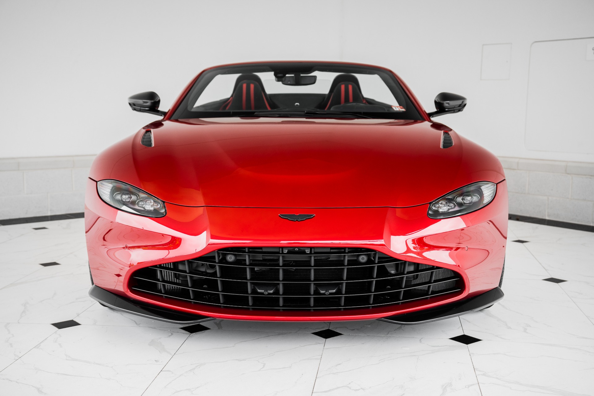 2023 Aston Martin Vantage V8 Convertible Stock # 23NP08546-417 Visit ...