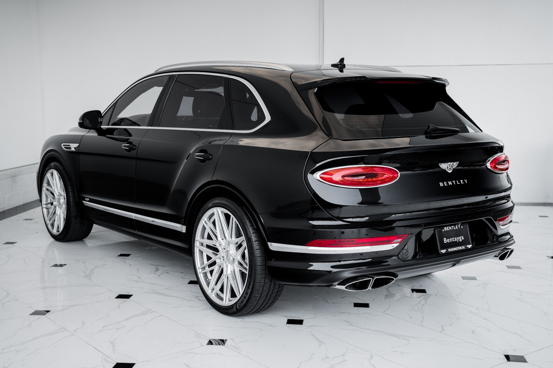 Used 2022 BENTLEY BENTAYGA V8 For Sale (Sold) | Exclusive 