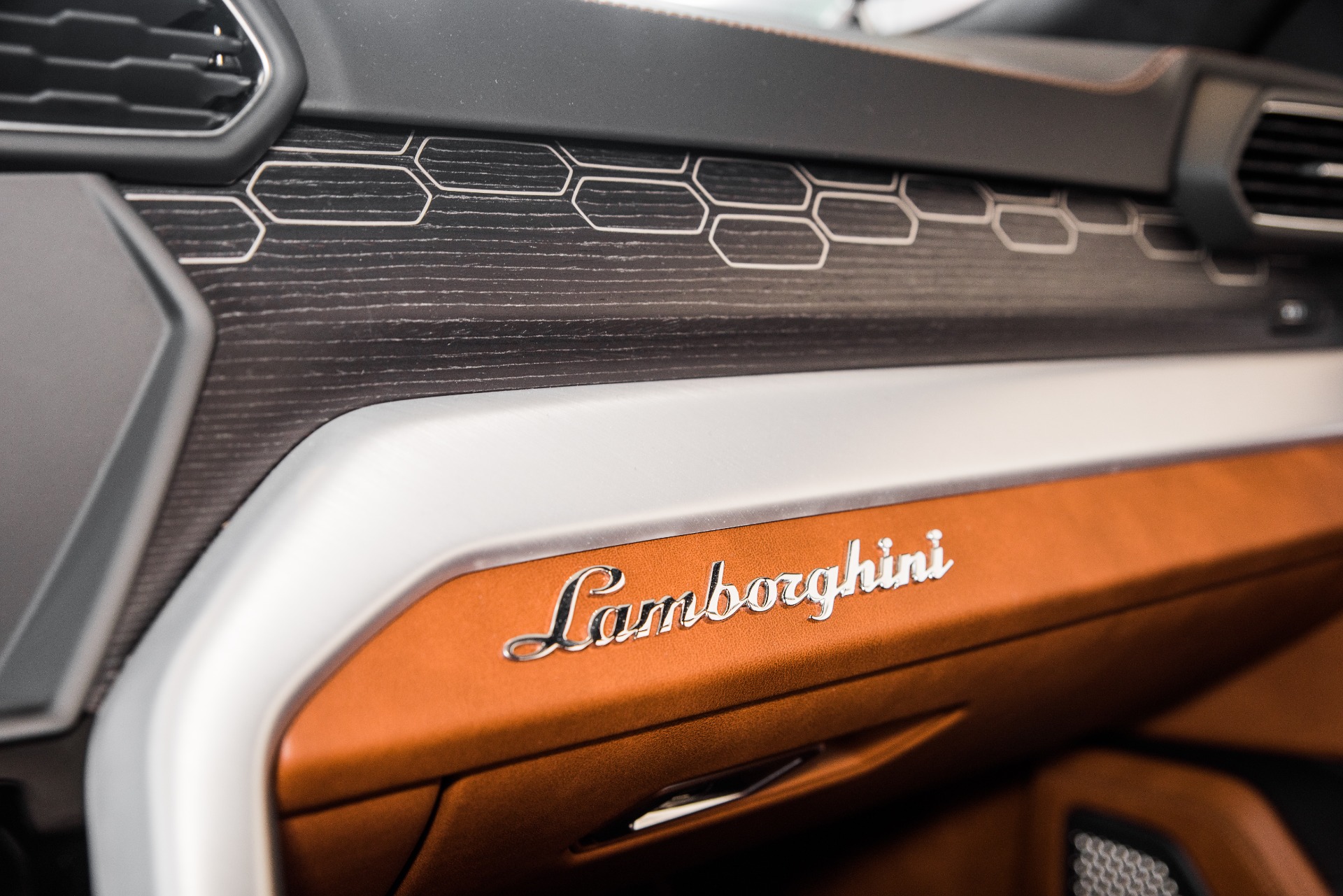 Used 2019 Lamborghini Urus For Sale (Sold) | Exclusive Automotive 