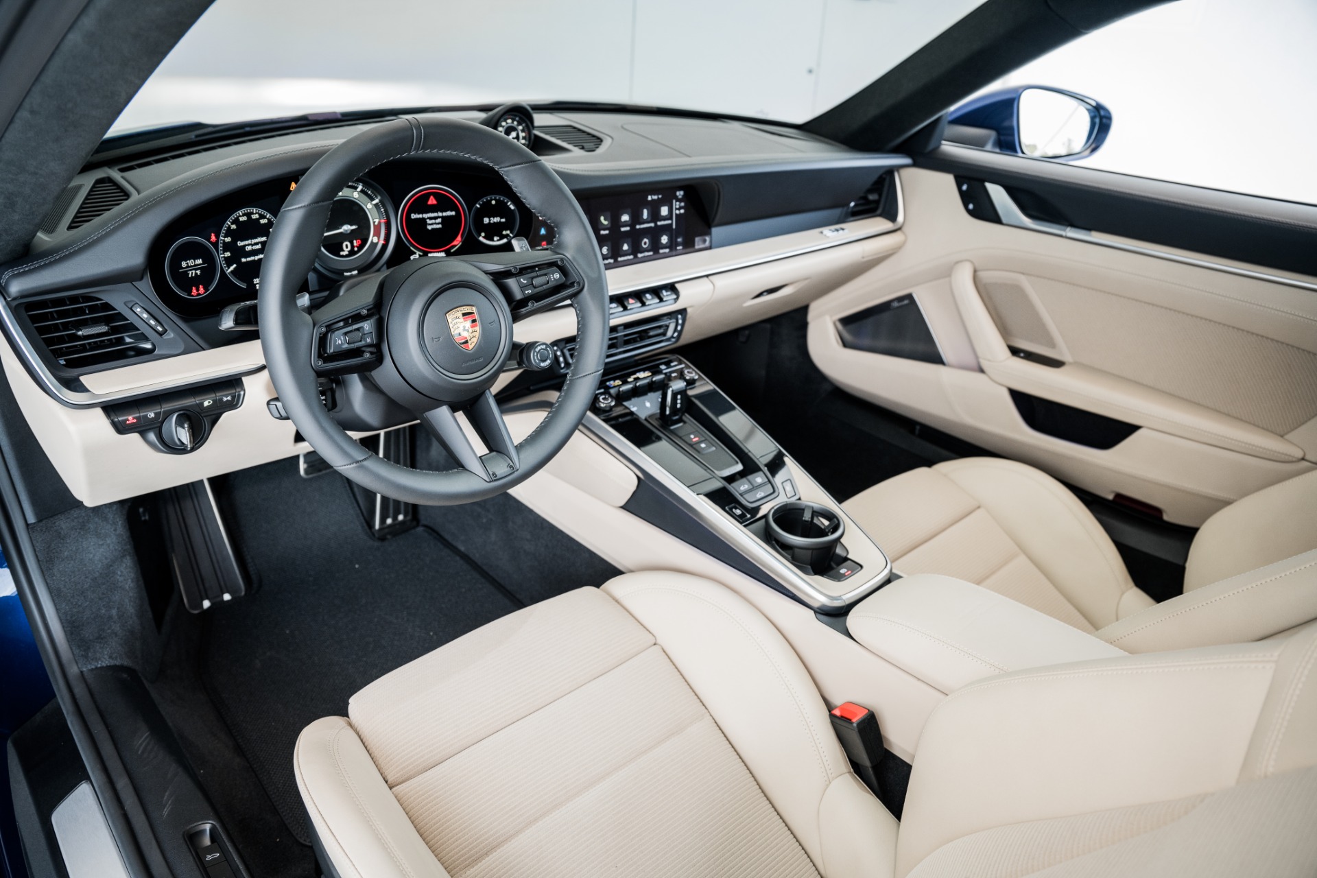 Porsche 911 Turbo S (2023) - Exterior and interior details 