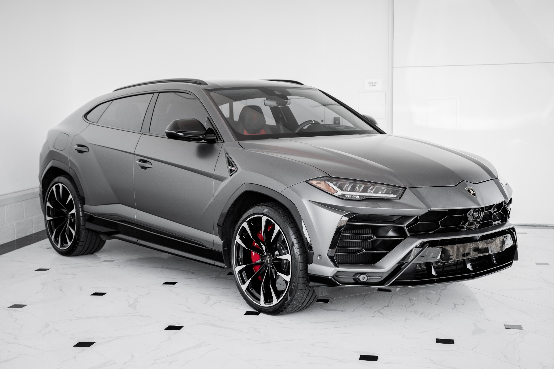 Used 20 Lamborghini Urus Graphite Capsule For Sale $20,20 ...