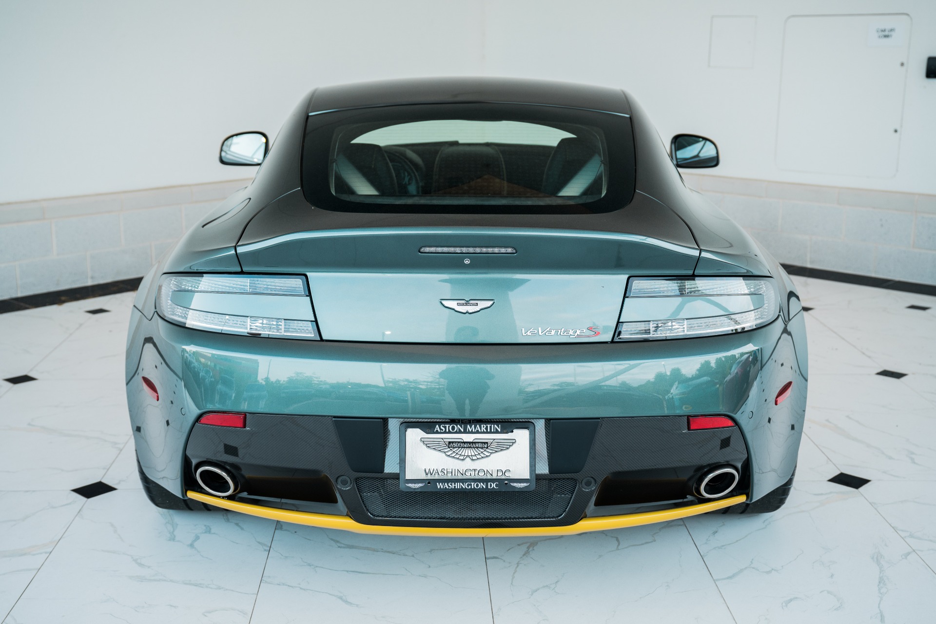 ▷ Reservoir Joint Aston Martin Vantage V8 V12 — bas prix 