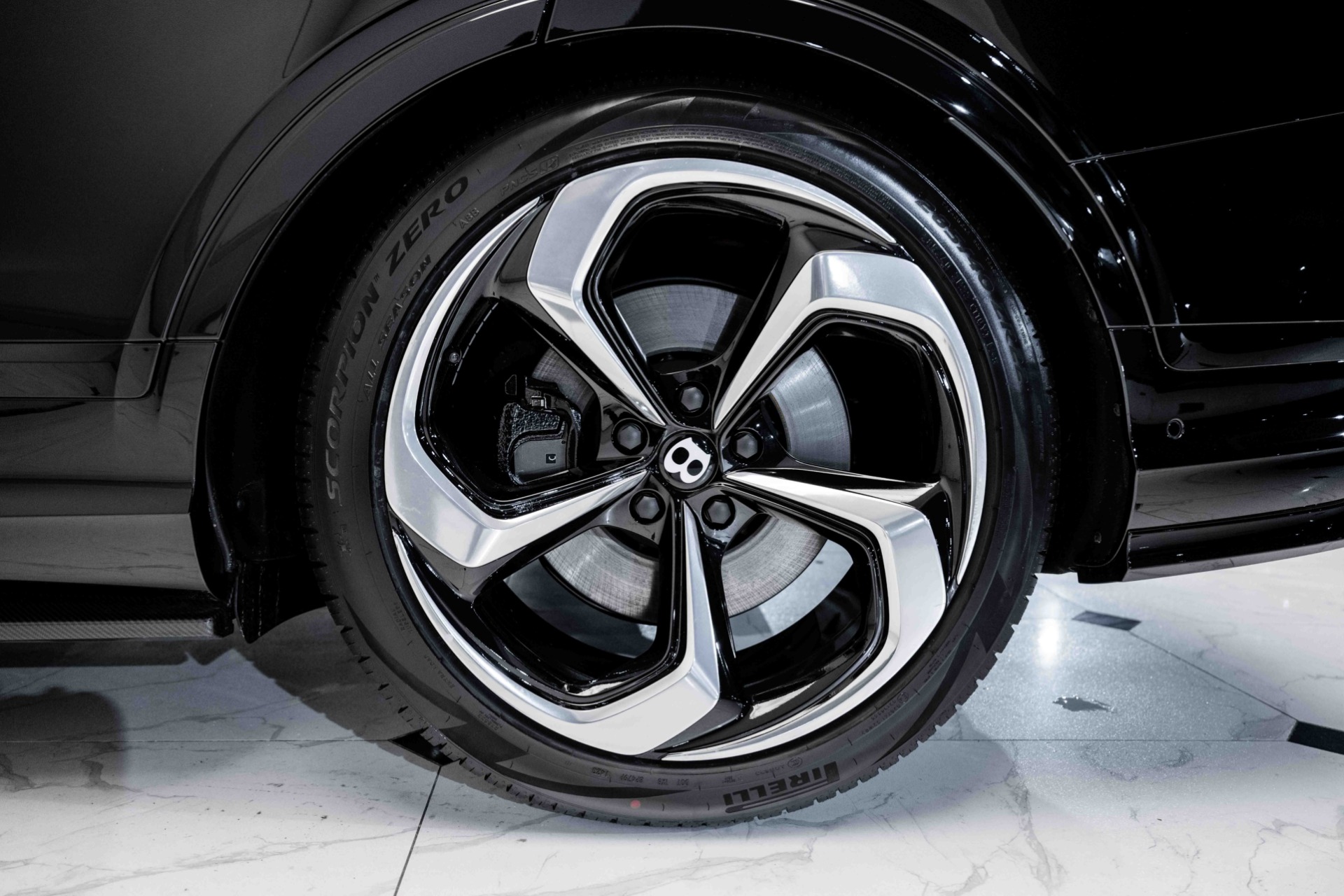 https://www.exclusiveautomotivegroup.com/imagetag/3781/11/l/New-2023-Bentley-Bentayga-S-1702406782.jpg